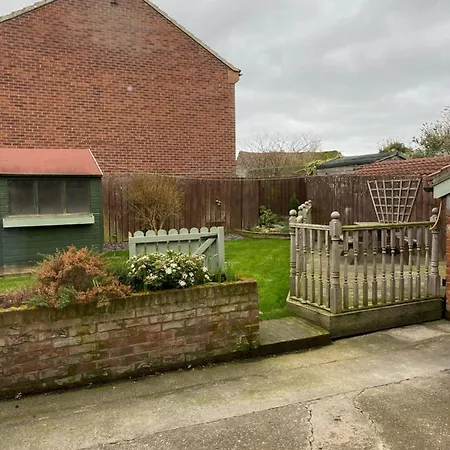 Ivy House, Three Bed Cottage, Parking Garden Skipsea Exterior photo