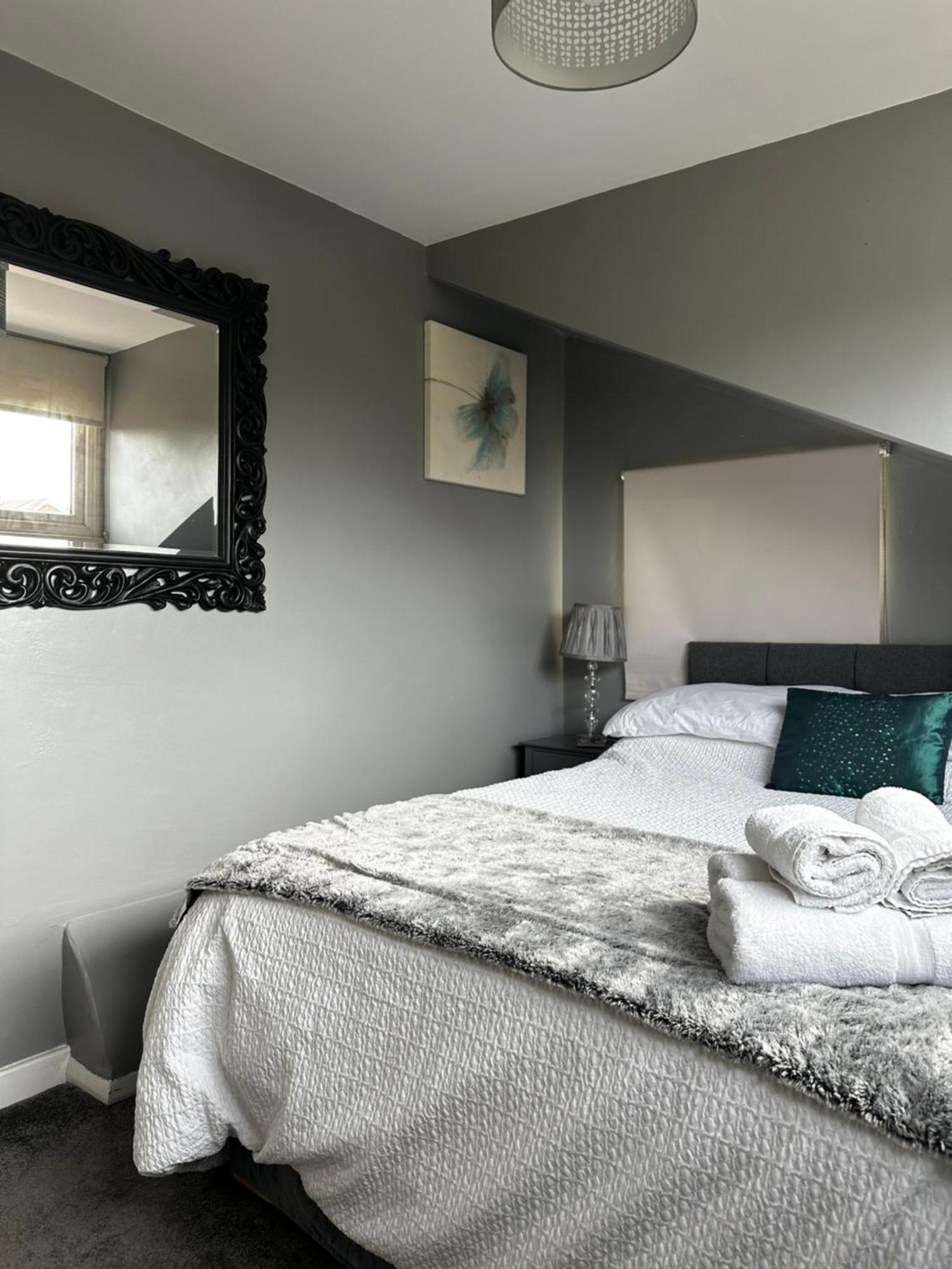 Ivy House, Three Bed Cottage, Parking Garden Holiday home *